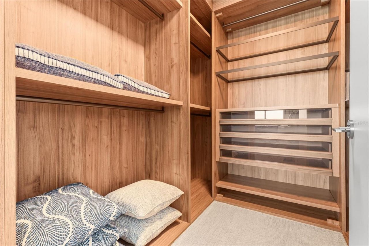 1020 Sunset Point Road, Unit 303, Clearwater, FL 33755 Photo