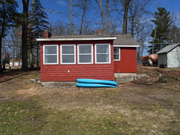 2102 Lake Road, National City, MI 48748