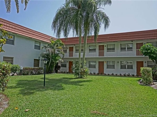 2600 SE Ocean Boulevard, Unit Q3, Stuart, FL 34996