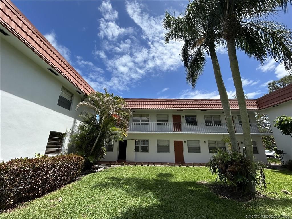 2600 SE Ocean Boulevard, Unit Q3, Stuart, FL 34996 Photo