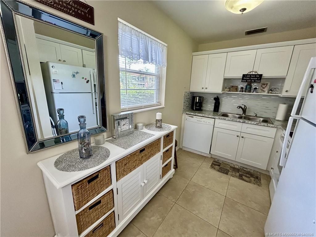 2600 SE Ocean Boulevard, Unit Q3, Stuart, FL 34996 Photo