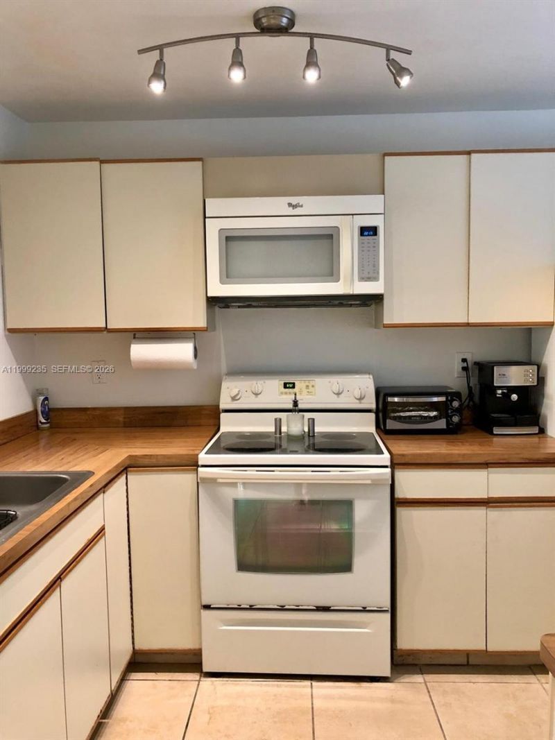 6660 SW 130th Ave, Unit 1705, Miami, FL 33183 Photo