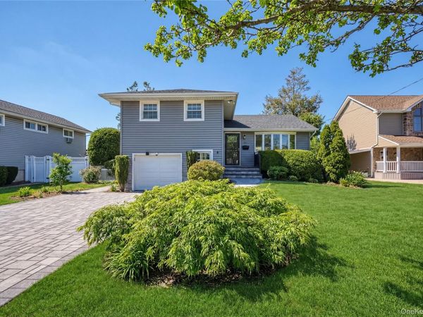 46 Elmtree Lane , Jericho, NY 11753