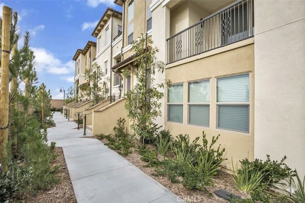 103 Plateau, Irvine, CA 92618 Main Photo