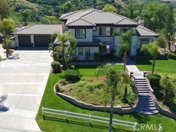 2132 Horse Trail Drive , Redlands, CA 92373