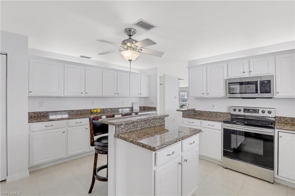 637 95th Ave N, Naples, FL 34108 Photo
