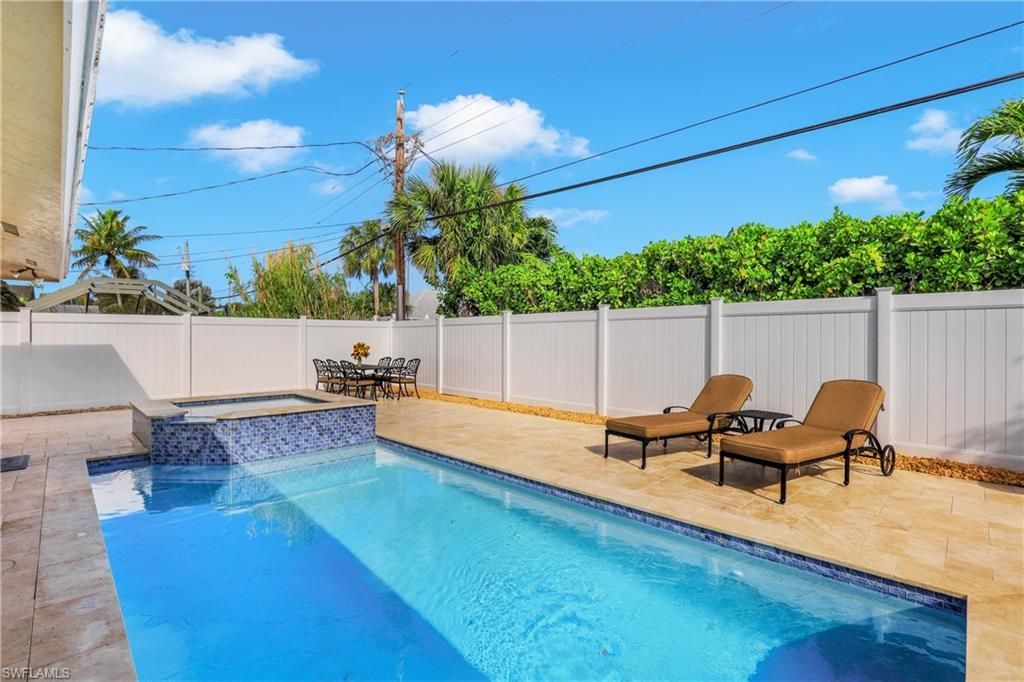 637 95th Ave N, Naples, FL 34108 Photo