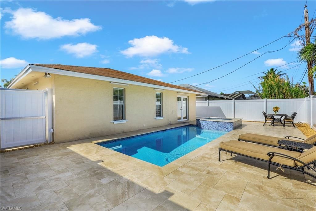 637 95th Ave N, Naples, FL 34108 Photo