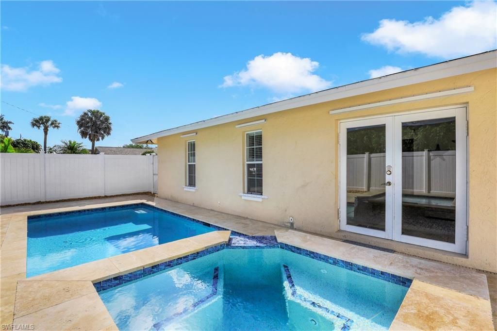 637 95th Ave N, Naples, FL 34108 Photo