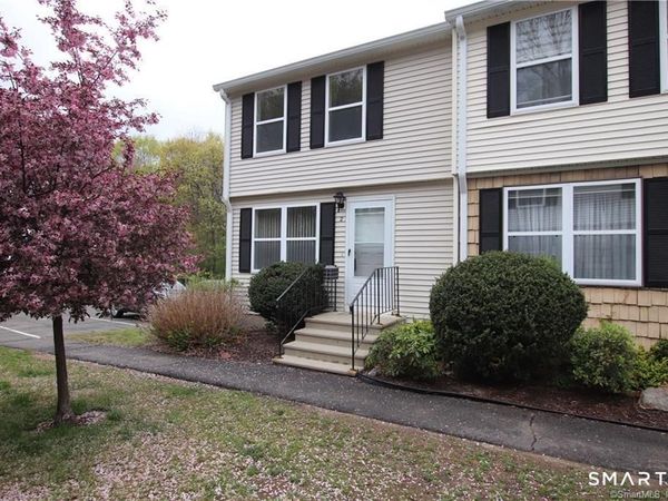 2 Mulberry , Unit 2, Glastonbury, CT 06033