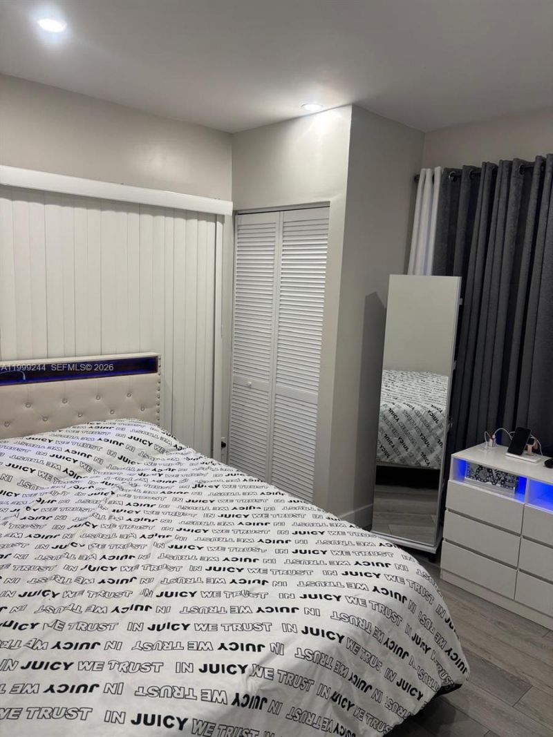 434 Tamiami Blvd, Miami, FL 33144 Photo