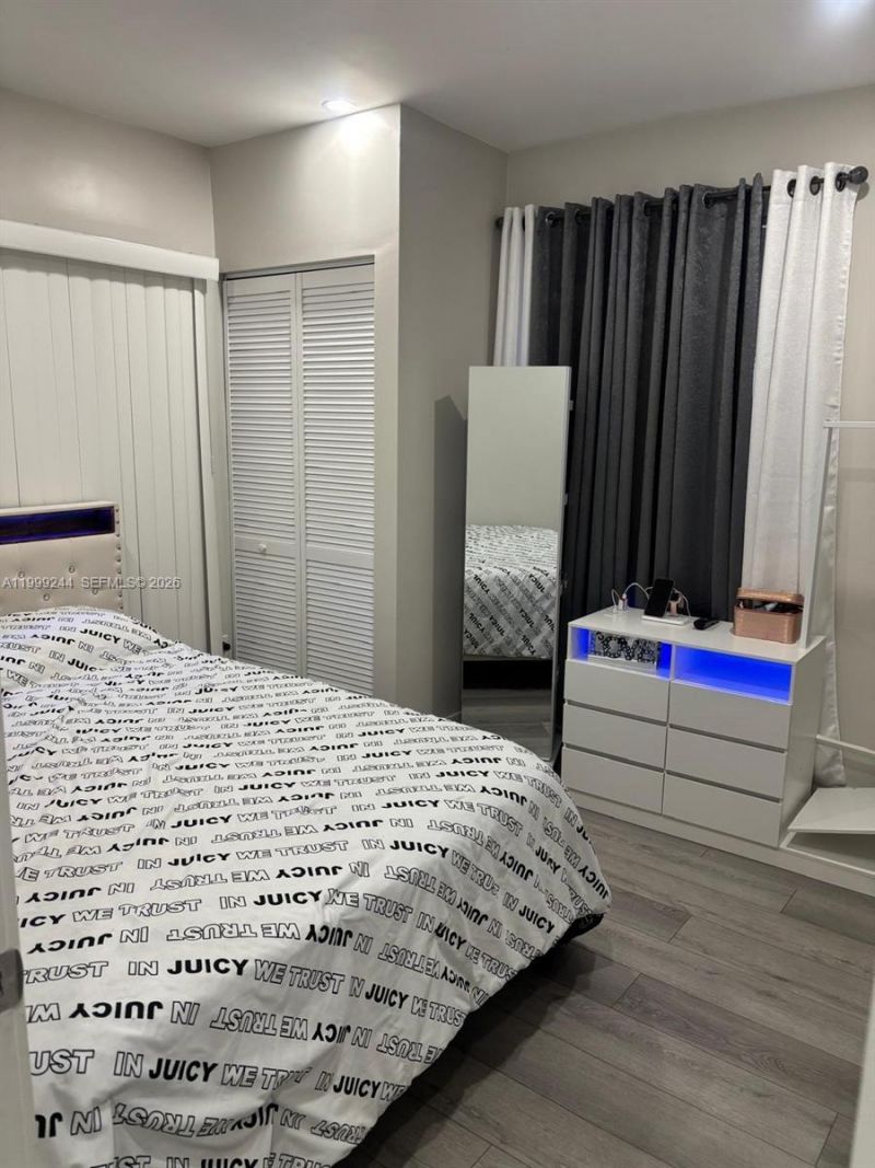 434 Tamiami Blvd, Miami, FL 33144 Photo