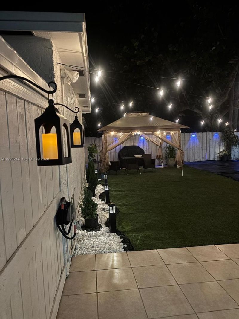 434 Tamiami Blvd, Miami, FL 33144 Photo