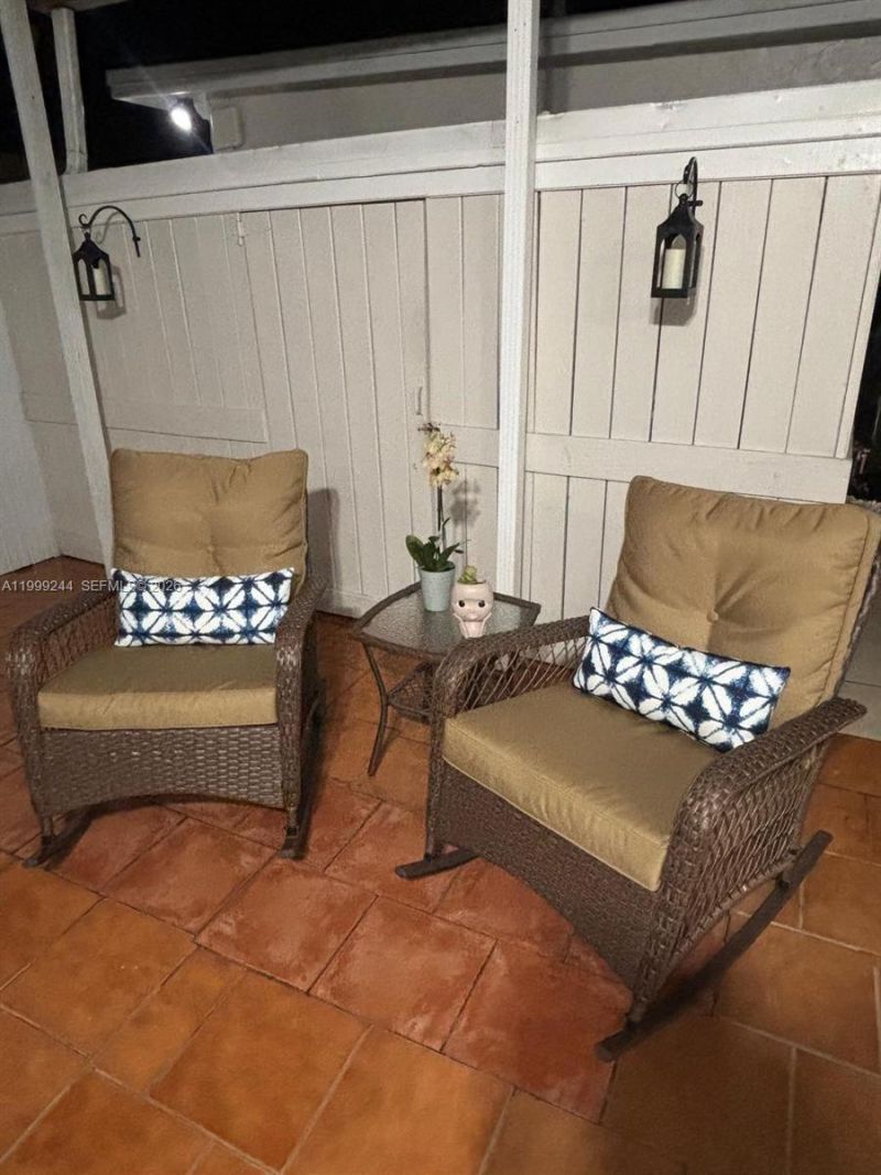 434 Tamiami Blvd, Miami, FL 33144 Photo