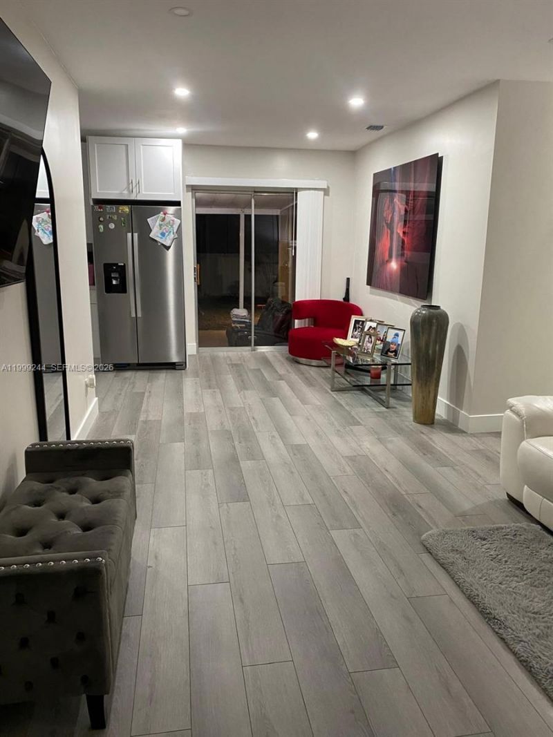 434 Tamiami Blvd, Miami, FL 33144 Photo