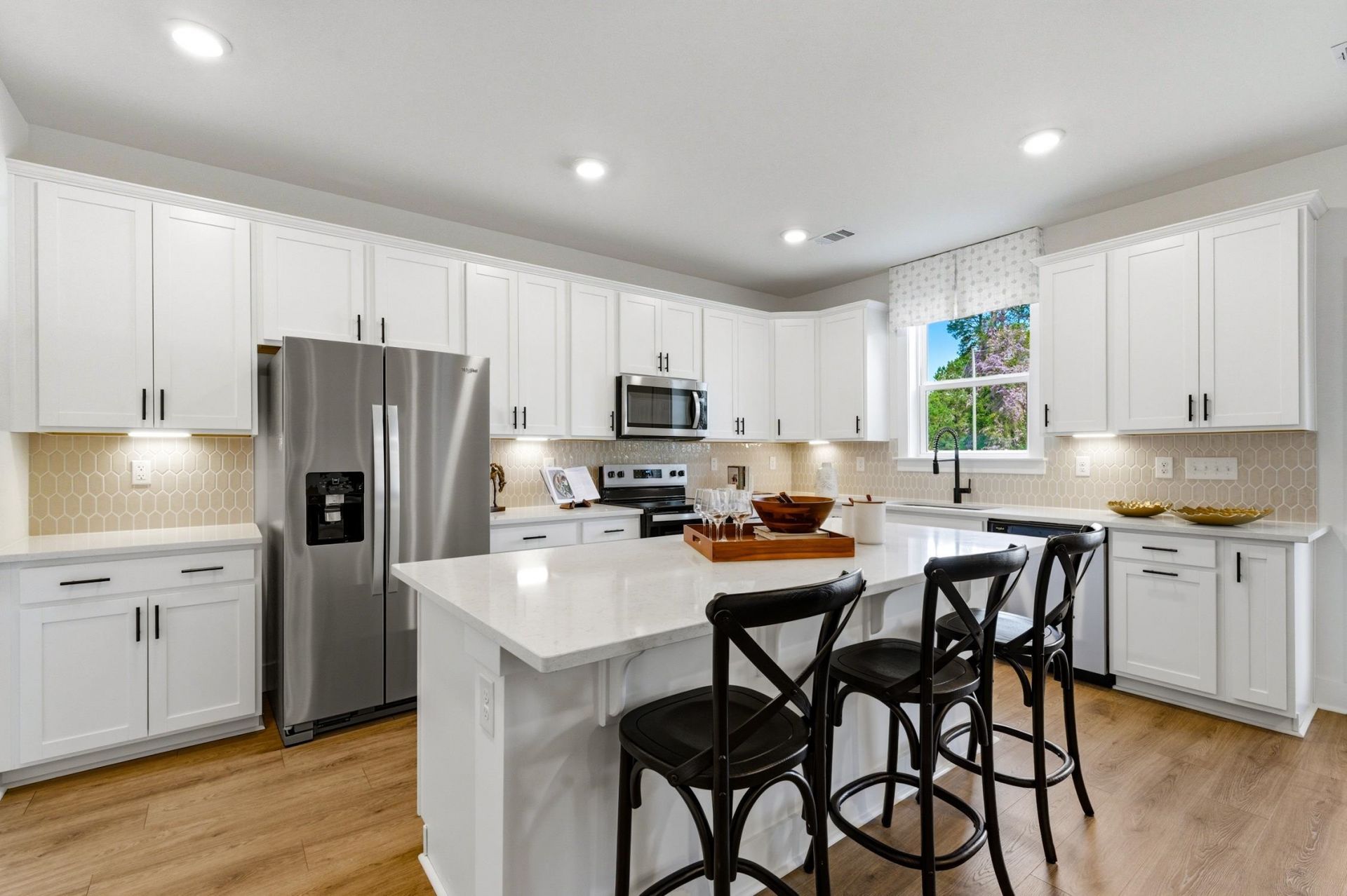 6000 Harness Ct. Photo 15