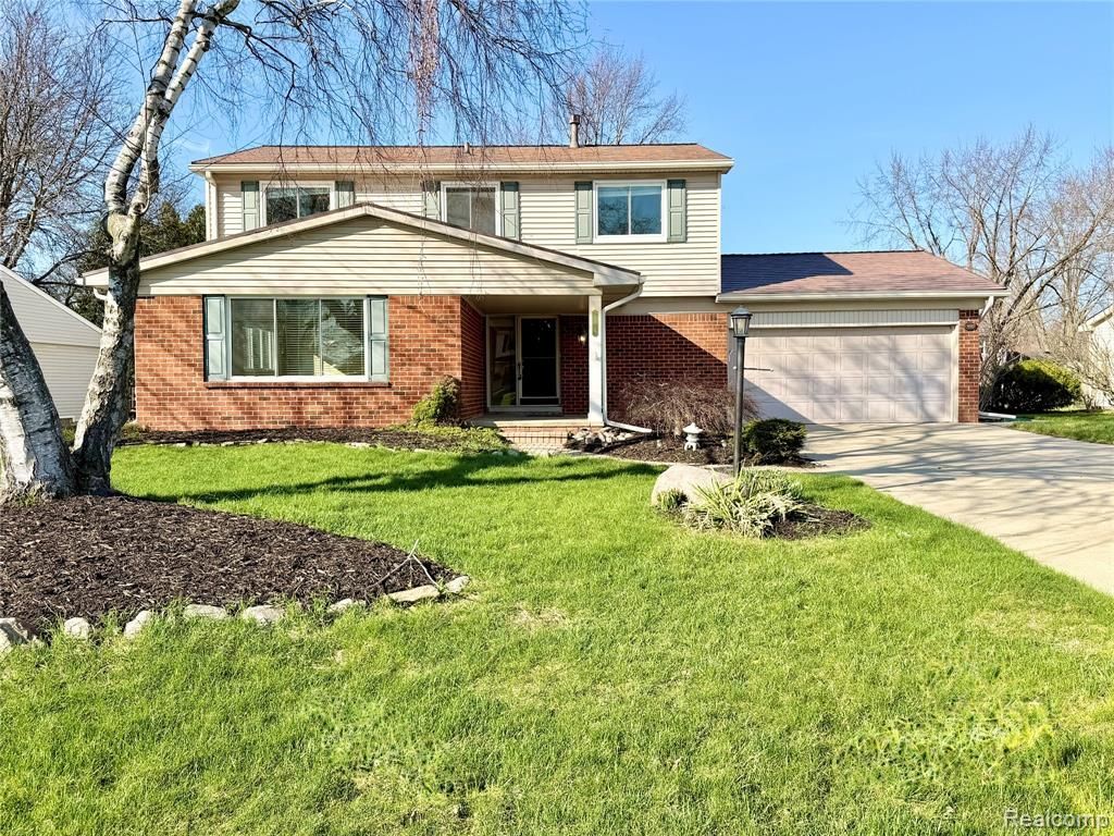 23053 Brookforest, Novi, MI 48375 Main Photo