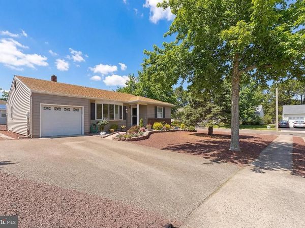 13 THORNTON ROAD , TOMS RIVER, NJ 08757