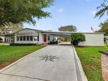 705 DEVON DRIVE, LADY LAKE, FL 32159