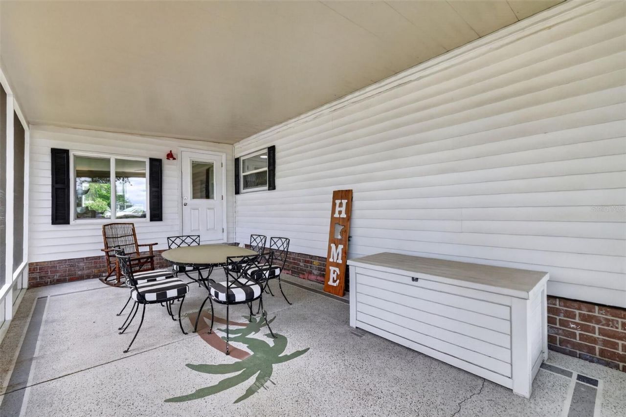 705 Devon Drive, Lady Lake, FL 32159 Photo