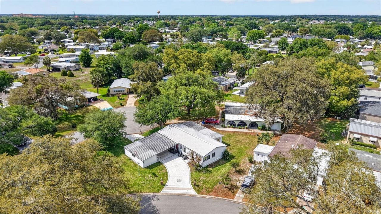 705 Devon Drive, Lady Lake, FL 32159 Photo