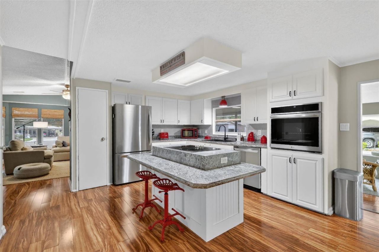 705 Devon Drive, Lady Lake, FL 32159 Photo