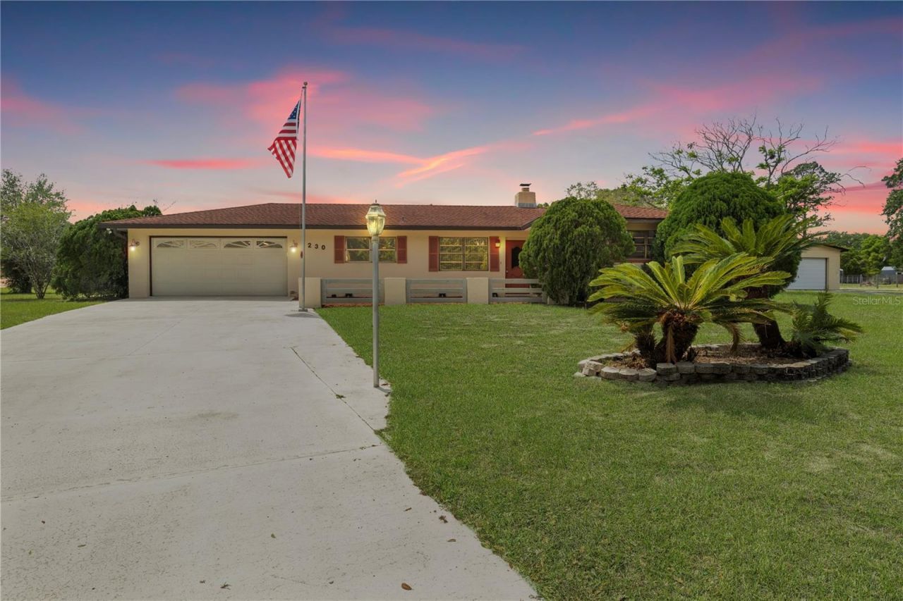 230 S Lake Starr Boulevard, Lake Wales, FL 33898 Main Photo