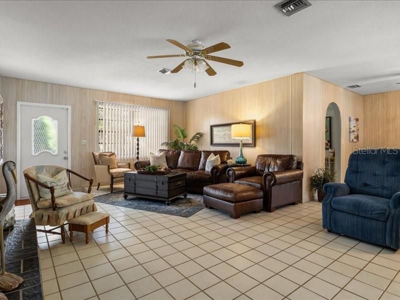 230 S Lake Starr Boulevard, Lake Wales, FL 33898 Photo