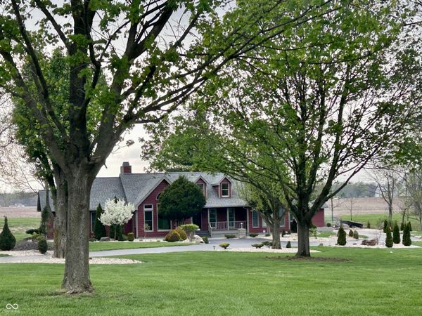 910 S Catlin Road, Rockville, IN 47872