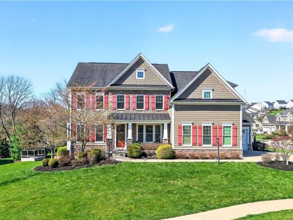 1687 Scarlett Dr, Pittsburgh, PA 15241