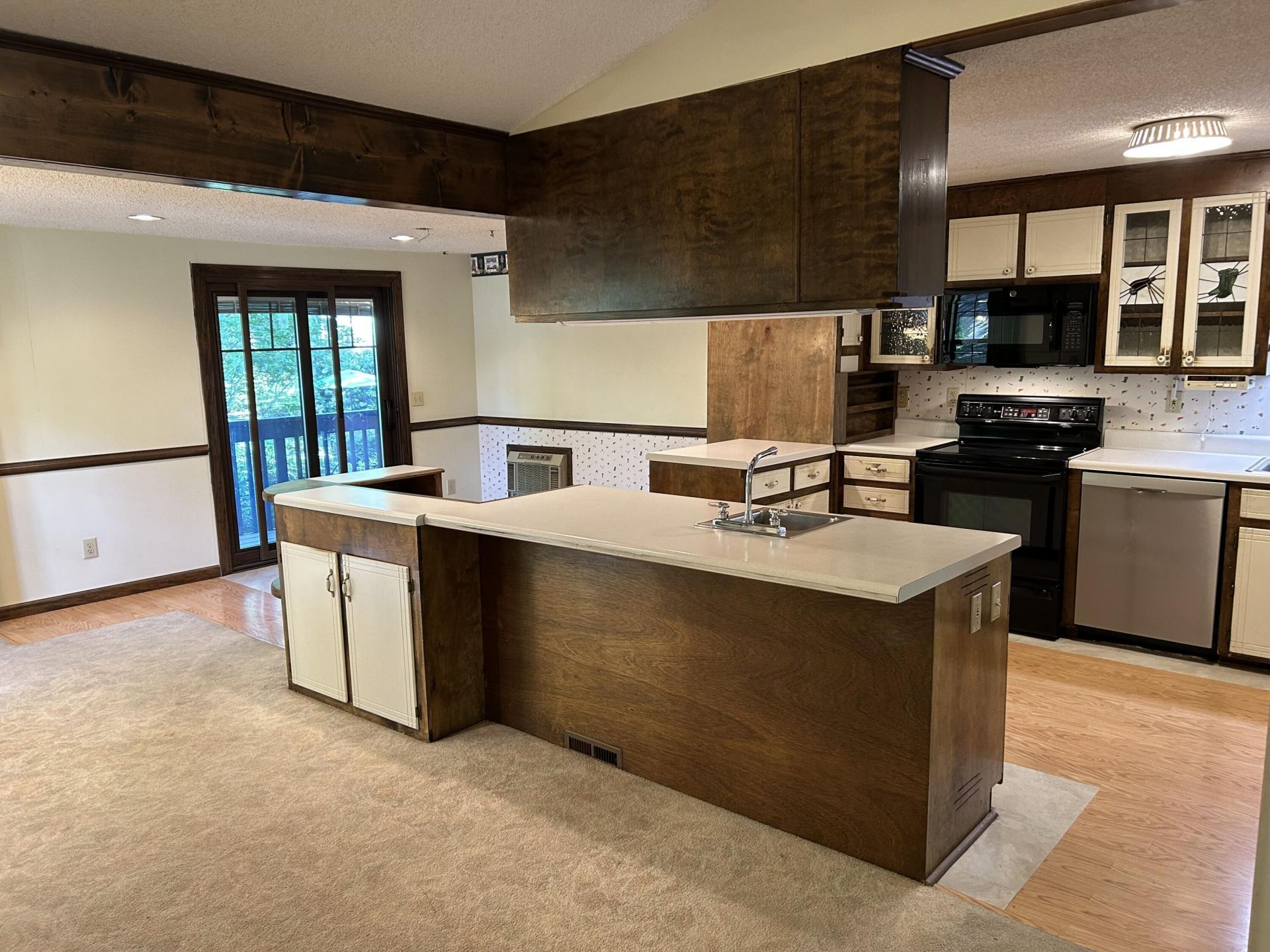 101 Timberlake Court Photo 11