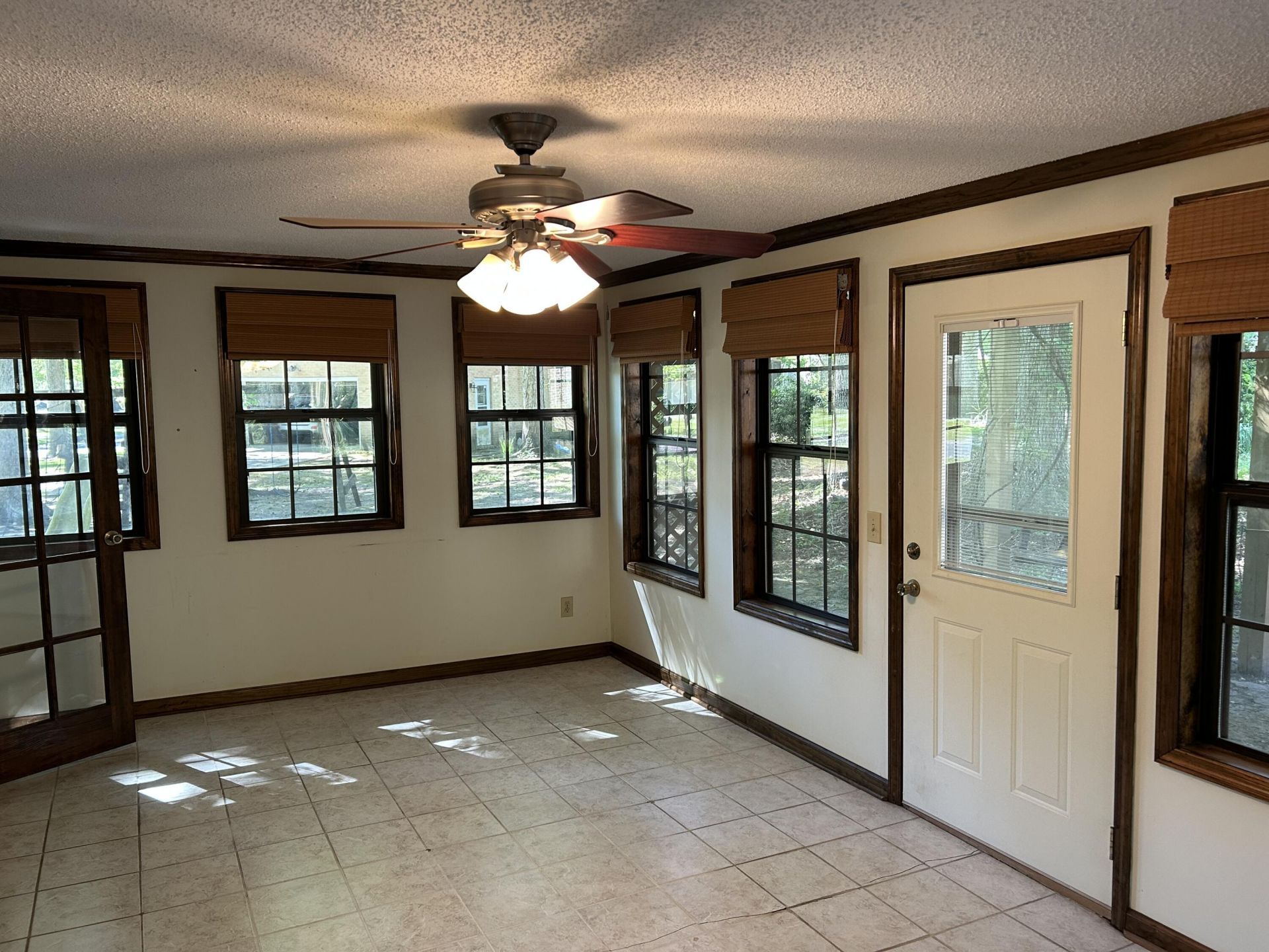 101 Timberlake Court Photo 26