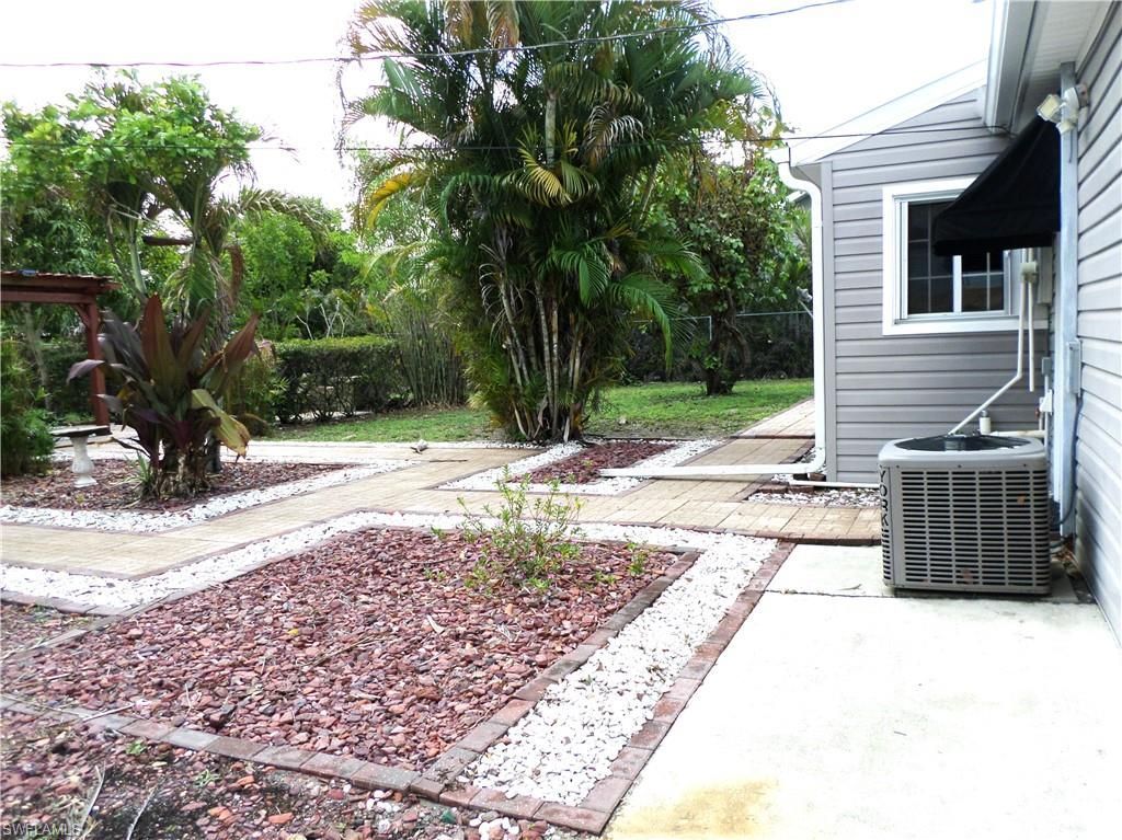 4436 Poinsettia St, Fort Myers, FL 33905 Photo