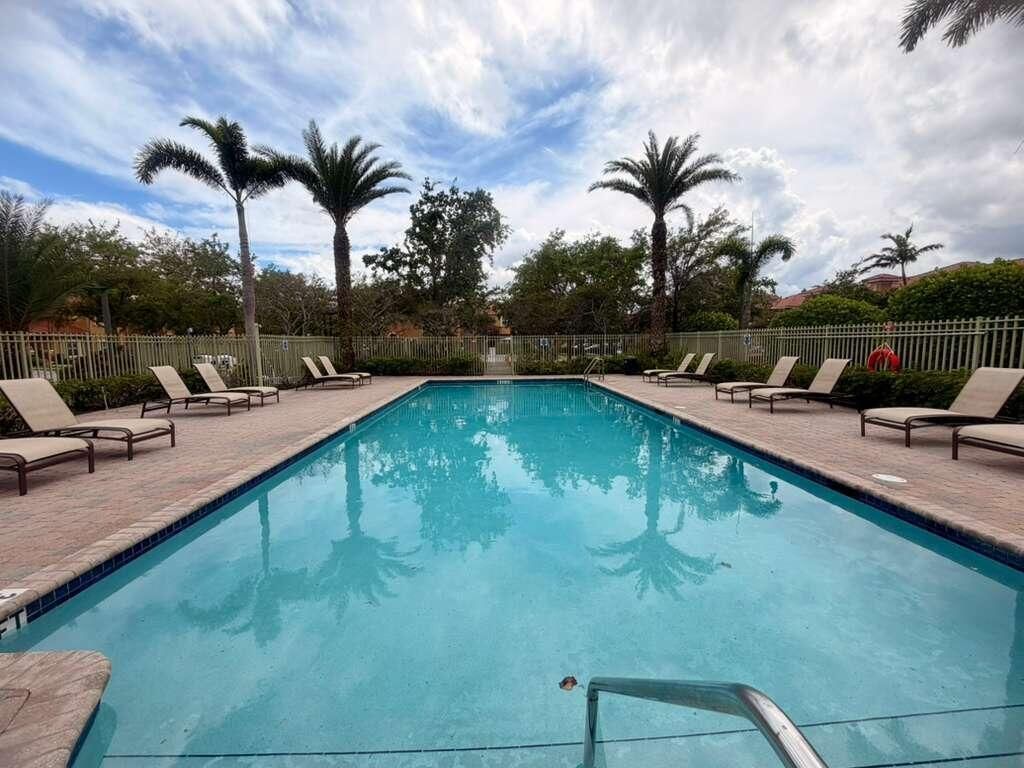 14363 SW 11th Street, Unit 2603, Pembroke Pines, FL 33027 Photo