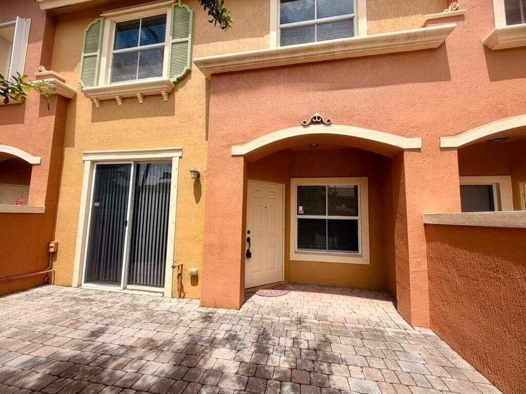 14363 SW 11th Street, Unit 2603, Pembroke Pines, FL 33027 Photo