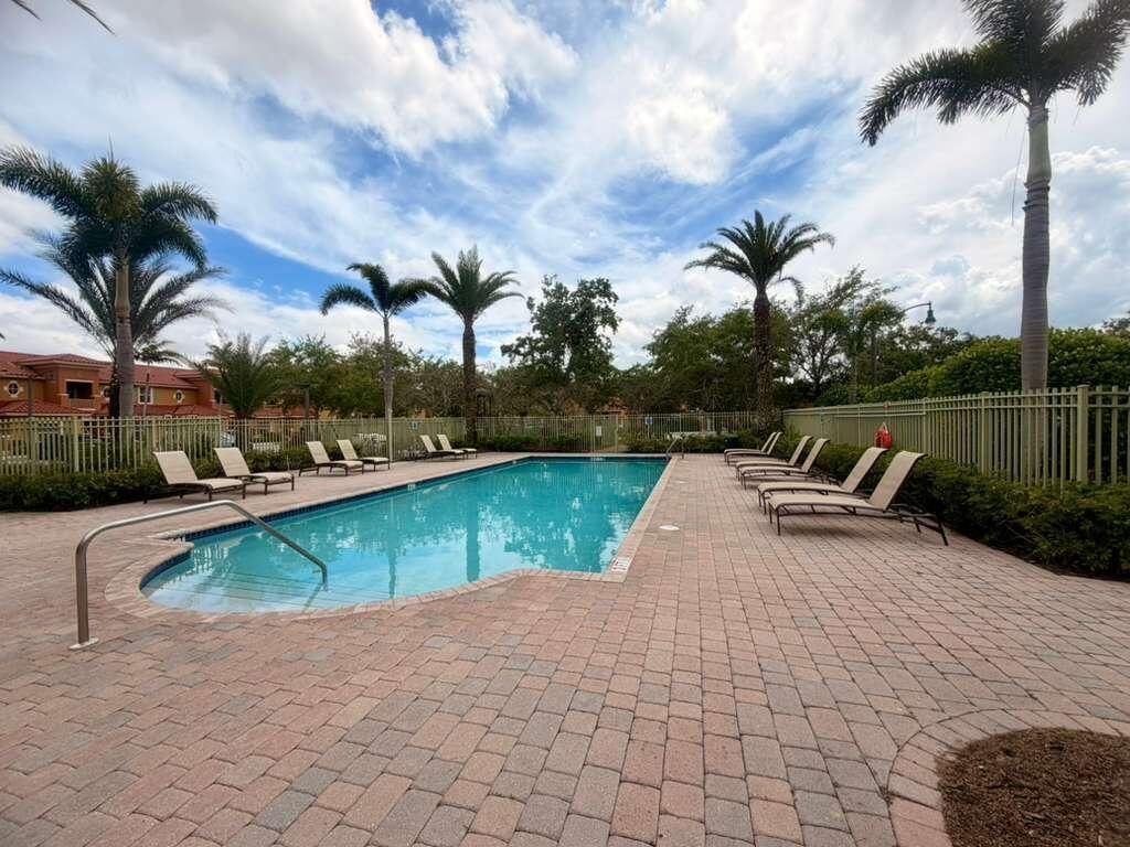 14363 SW 11th Street, Unit 2603, Pembroke Pines, FL 33027 Photo