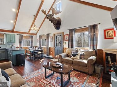 20 VISTA LANE, LAKE HARMONY, PA 18624