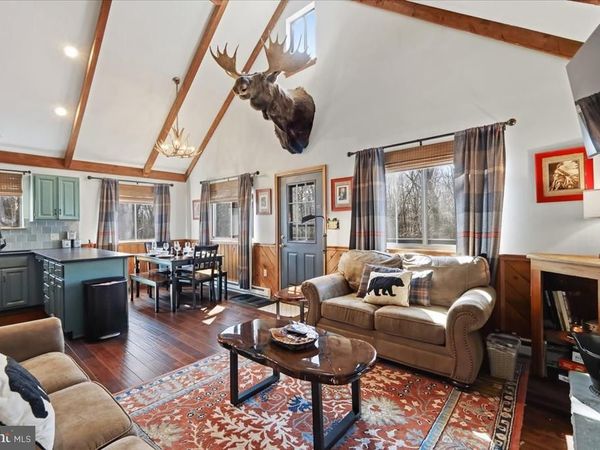 20 VISTA LANE, LAKE HARMONY, PA 18624