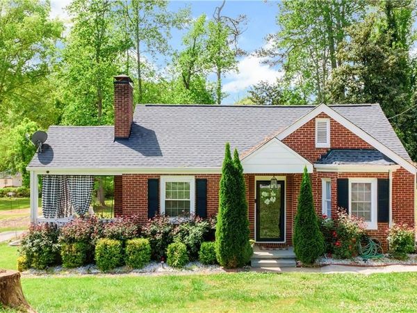 701 Kennolia Drive, Atlanta, GA 30310