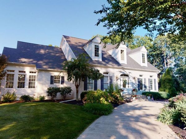 1876 N Lakewood Avenue, Port Clinton, OH 43452