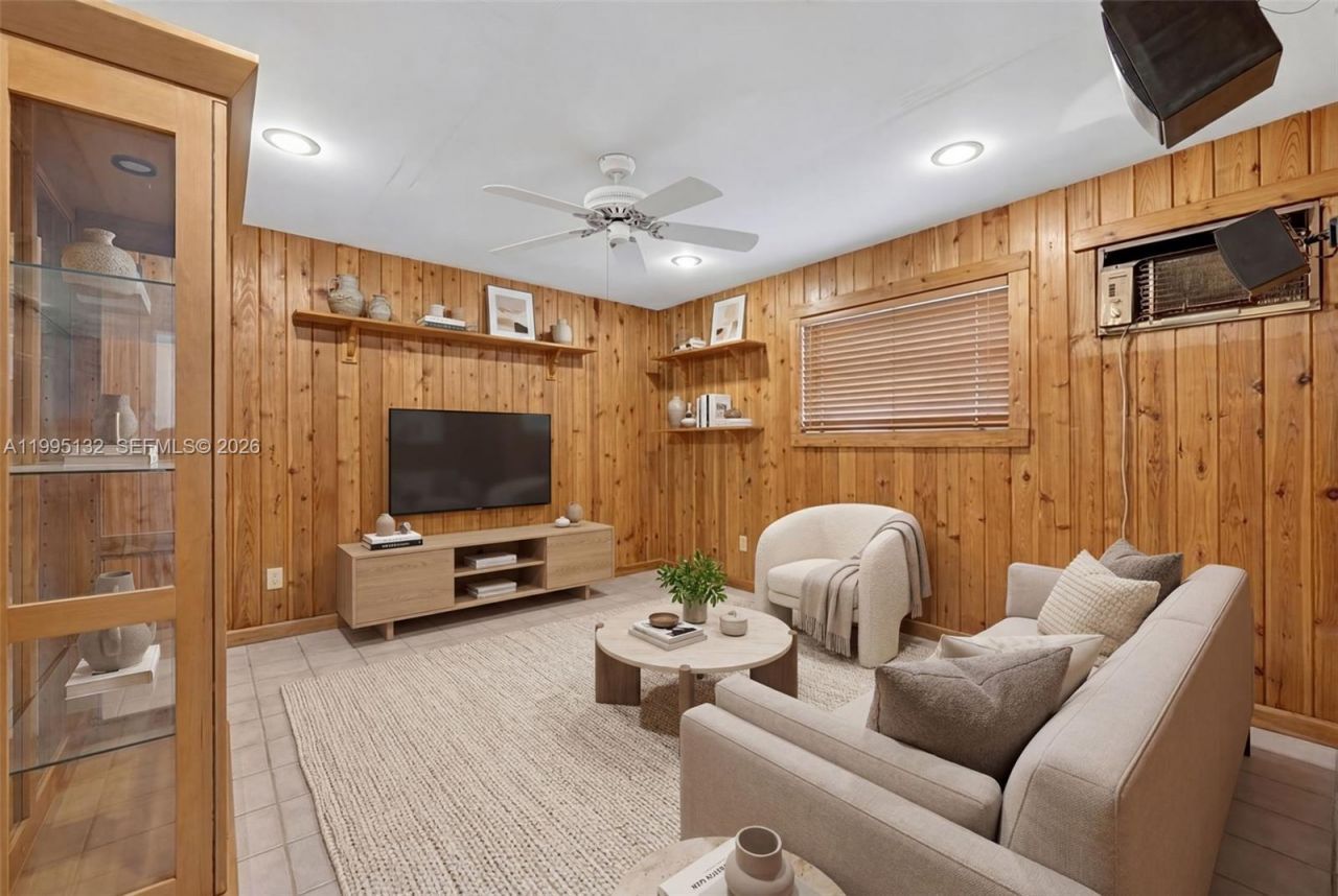 8805 SW 81st St, Miami, FL 33173 Photo