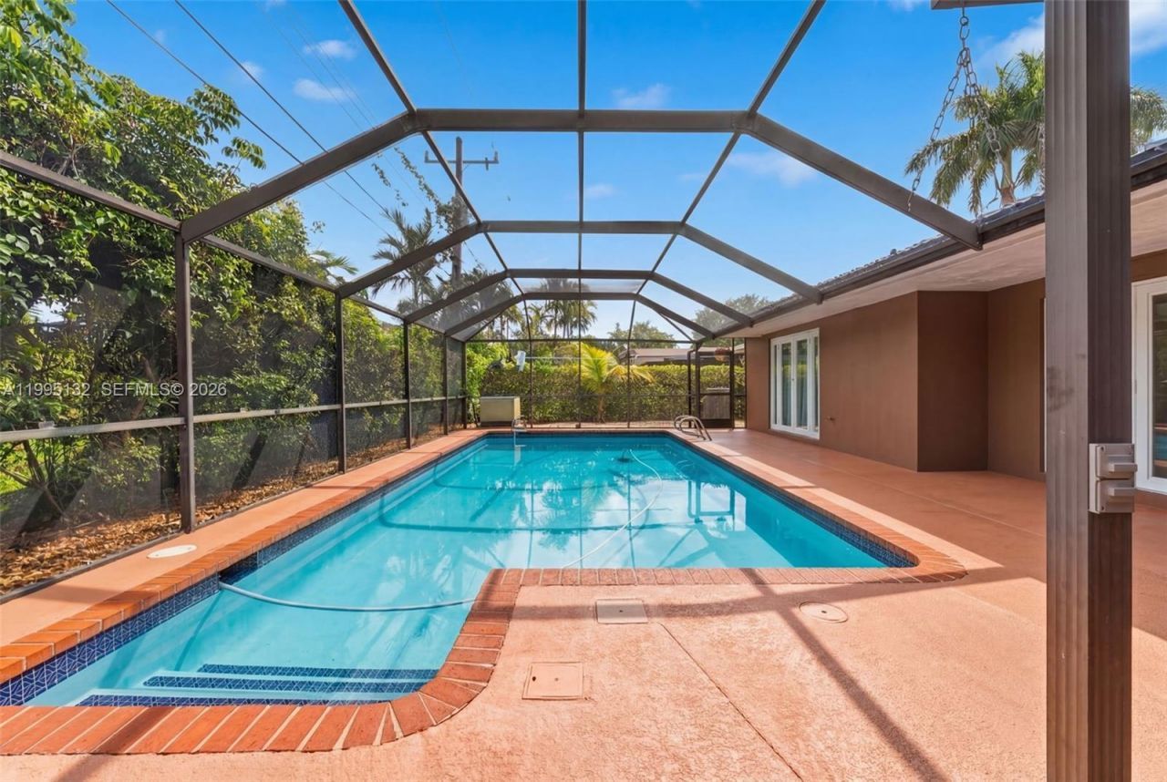 8805 SW 81st St, Miami, FL 33173 Photo