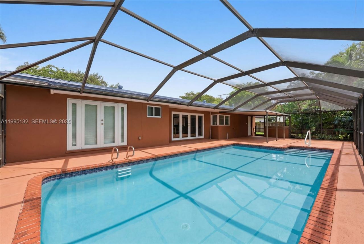 8805 SW 81st St, Miami, FL 33173 Photo