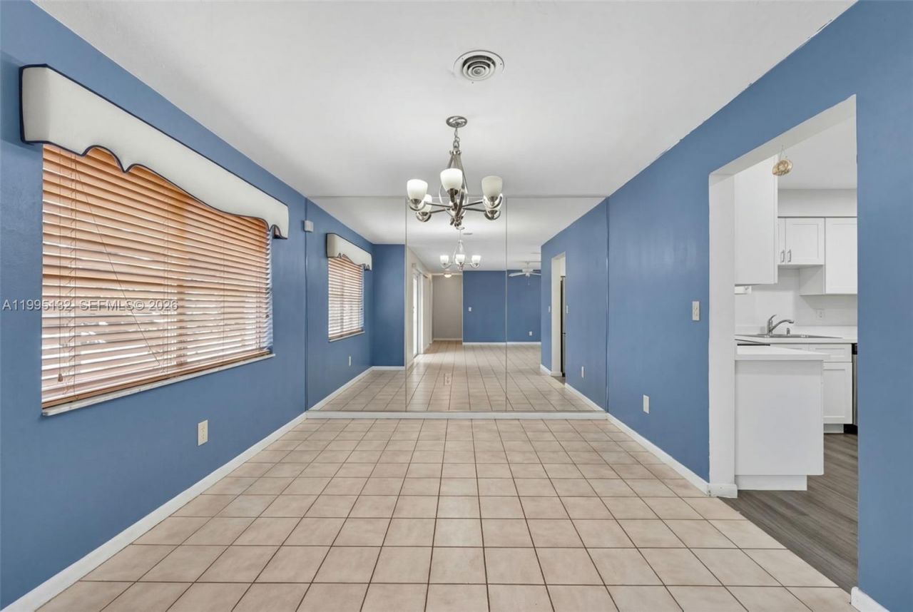 8805 SW 81st St, Miami, FL 33173 Photo