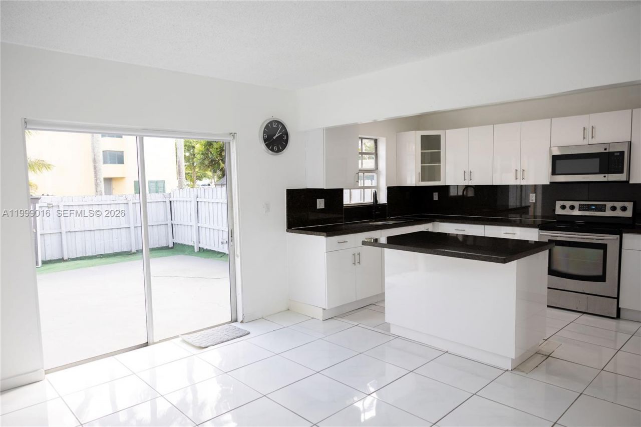 11830 SW 19th Ln, Unit 186, Miami, FL 33175 Photo