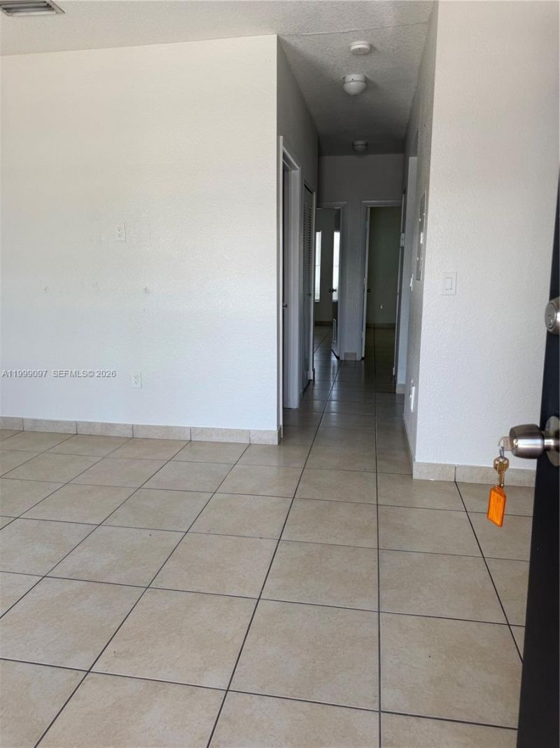 128 W 21st St, Unit 202, Hialeah, FL 33010 Photo