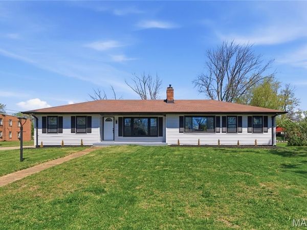 11333 Larimore Road , St Louis, MO 63138