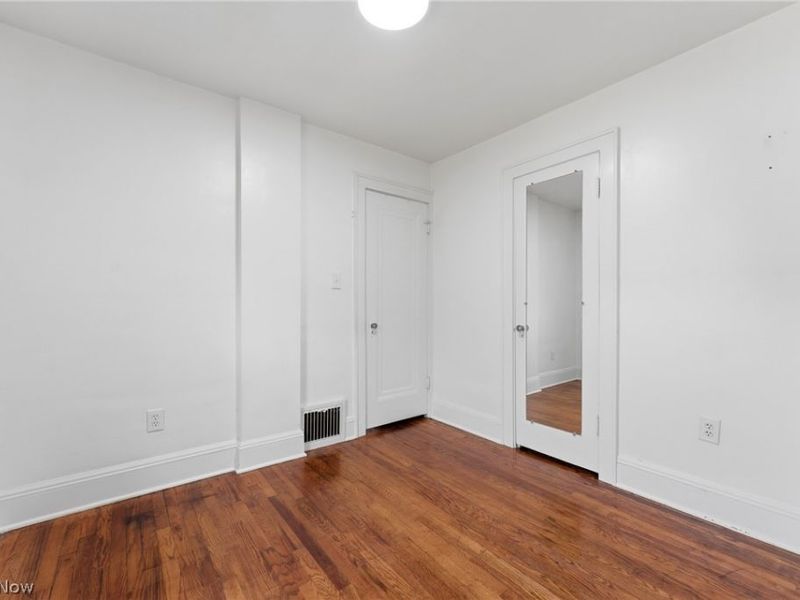 829 Indian Trail, Akron, OH 44314 Photo 17