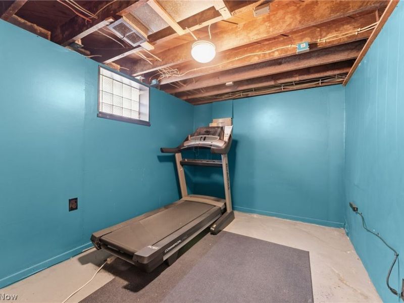 829 Indian Trail, Akron, OH 44314 Photo 19