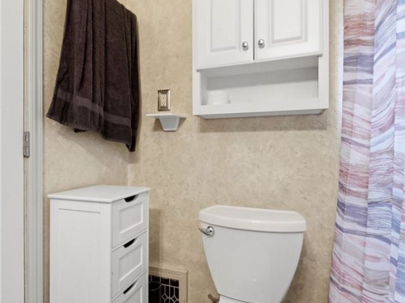 829 Indian Trail, Akron, OH 44314 Photo 24